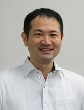 山田 敬介